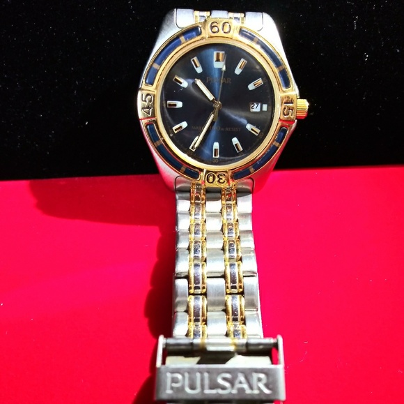 Pulsar Jewelry - Vintage Men's Premium Pulsar Watch Pulsar Jewelry - Vintage Men's Premium Pulsar Watch